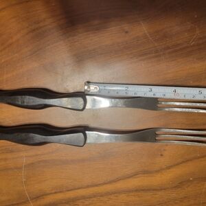 Cutco Set of Two Black and Silver Forks